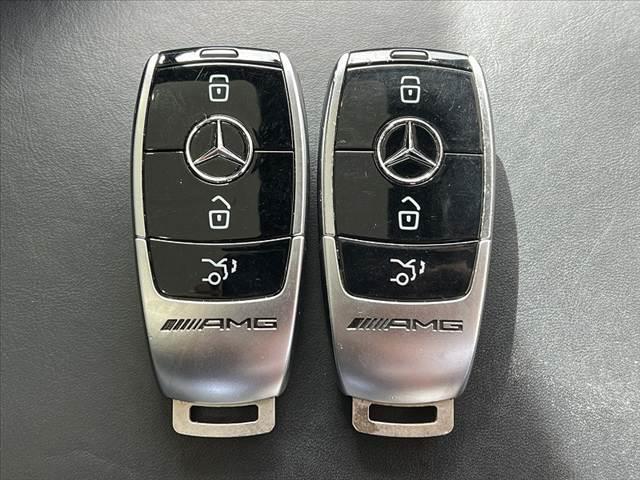 Sクラス S63 ロング 禁煙 ナビ Burmester パノラミックルーフ 全方位モニ フルセグ BTオーディオ HUD BSM パドルシフト コンビハンドル 電子P シートヒーター ベンチレーション レーダーセーフティ(35枚目)