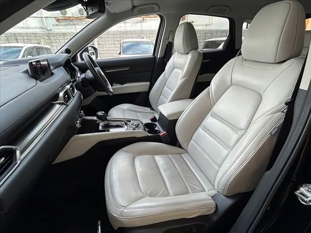 納車整備ついても第三者機関の指定工場で分解記録（法定整備）を実施し、車検を基準に不具合箇所、消耗部品は改善して納車させていただきます。