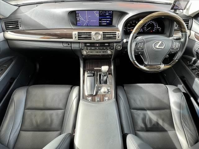 ＬＳ ＬＳ４６０　バージョンＣ　Ｉパッケージ　ＬＥＤヘッドライト　ムーンルーフ　純ナビ　ＢＳＭ　Ｂモニタ　レーダークルーズ　シートヒーター　シートクーラー　Ａライト　ＥＴＣ　フルセグ　ステアリングヒーター　ブレーキホールド　プリクラッシュセーフ（2枚目）