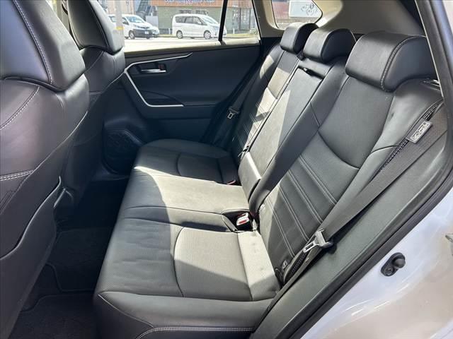 RAV4 中期 禁煙 パノラマルーフ モデリスタ 10.5型ナビ 全方位 ETC セーフティ BSM LED クルコン シートヒータ エアーシート ルーフレール Pゲート スマートキ Pスタ ハンドルヒータ(19枚目)