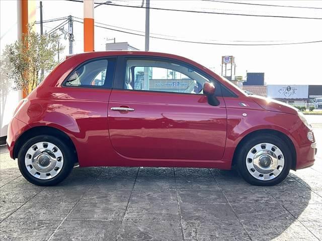 500 1.2 ポップ 禁煙 CDオーディオ 5速デュアロジック リモコンキー シートリフター SRSエアバッグ チルトステアリング シートアンダーボックス バニティミラー ノーマルルーフ ハロゲンヘッドライト ボディ同色(12枚目)