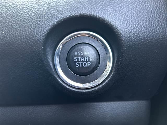 スイフト ＸＧ　禁煙　ナビ　ＥＴＣ　スマートキー　Ｐスタート　シートヒータ　ＡＢＳ　ＳＲＳエアバッグ　横滑り防止　プライバシーガラス　レベライザー　バニティミラー　ＡＣソケット　ＩＳＯＦＩＸ　チルトステア（7枚目）