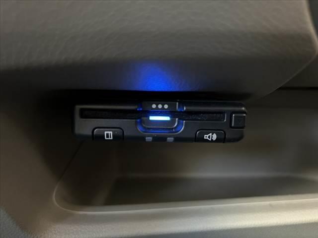 全国のＡＡ会場で毎日競りに参加、本当に安く売値設定できる車しか仕入れておりません。他社在庫と比較下さいませ。