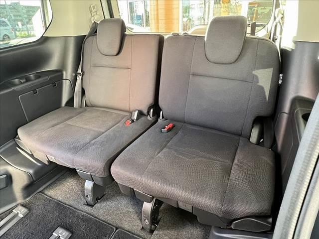 セレナ Ｘ　Ｖセレクション　禁煙　車検整備付　セーフティパックＡ　ナビ　全方位モニター　両電スラ　ＤＶＤ再生　エマブレ　クルコン　Ａストップ　Ａライト　スマートキー　Ｐスタート　ステリモ　コーナーセンサ　ＡＢＳ　ＳＲＳエアバッグ（21枚目）