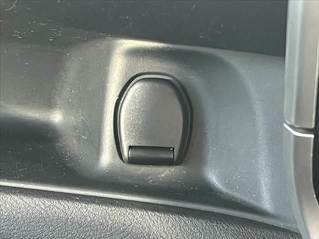 セレナ Ｘ　Ｖセレクション　禁煙　車検整備付　セーフティパックＡ　ナビ　全方位モニター　両電スラ　ＤＶＤ再生　エマブレ　クルコン　Ａストップ　Ａライト　スマートキー　Ｐスタート　ステリモ　コーナーセンサ　ＡＢＳ　ＳＲＳエアバッグ（24枚目）