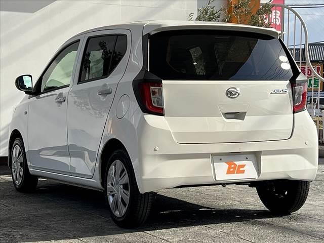 各種オートローンの取り扱いも行っております。（セディナ・ジャックス・オリコｅｔｃ）審査は簡単、免許書さえあれば所得証明など不要で即審査させて頂きます。