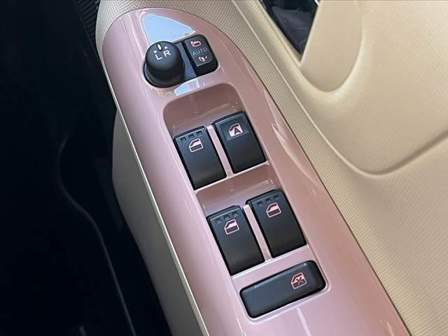 ムーヴキャンバス Ｇホワイトアクセントリミテッド　ＳＡＩＩＩ　後期　禁煙　両電スラ　全方位モニタ　ナビ　ＬＥＤ　ＥＴＣ　ＢＴオーディオ　ＤＶＤ　フルセグ　スマートキー　Ｐスタート　アイドリングストップ　スマートアシスト　Ａハイビーム　スタッドレス　Ａライト（31枚目）