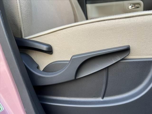 ムーヴキャンバス Ｇホワイトアクセントリミテッド　ＳＡＩＩＩ　後期　禁煙　両電スラ　全方位モニタ　ナビ　ＬＥＤ　ＥＴＣ　ＢＴオーディオ　ＤＶＤ　フルセグ　スマートキー　Ｐスタート　アイドリングストップ　スマートアシスト　Ａハイビーム　スタッドレス　Ａライト（32枚目）