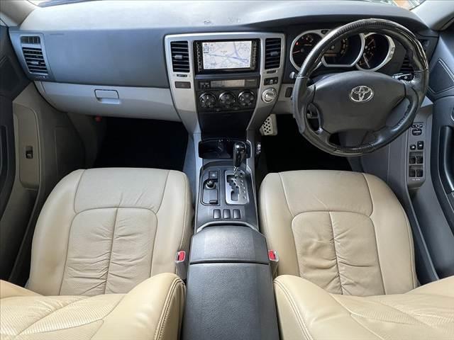 ハイラックスサーフ SSR-X 車検整備付 後期 禁煙 4WD ムーンルーフ 純ナビ ルーフレール Bモニタ ETC 地デジ シートリフター リモコンキー オートライト フォグ SRSエアバッグ チルトステアリング バニティミラ(2枚目)