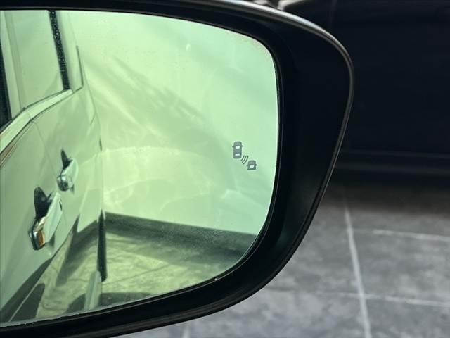 セレナ 　後期　禁煙　純１０インチナビ　プロパイロット　フリップダウン　アラウンドビューモニター　両電スラ　リアオートエアコン　シートヒータ　Ａライト　ステリモ　レーダークルーズ　ＬＥＤ　ＳＲＳエアバッグ（7枚目）