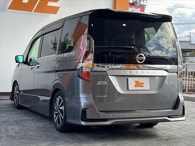 セレナ 　後期　禁煙　純１０インチナビ　プロパイロット　フリップダウン　アラウンドビューモニター　両電スラ　リアオートエアコン　シートヒータ　Ａライト　ステリモ　レーダークルーズ　ＬＥＤ　ＳＲＳエアバッグ（13枚目）