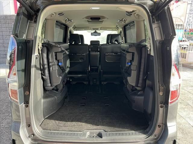 セレナ 　後期　禁煙　純１０インチナビ　プロパイロット　フリップダウン　アラウンドビューモニター　両電スラ　リアオートエアコン　シートヒータ　Ａライト　ステリモ　レーダークルーズ　ＬＥＤ　ＳＲＳエアバッグ（23枚目）