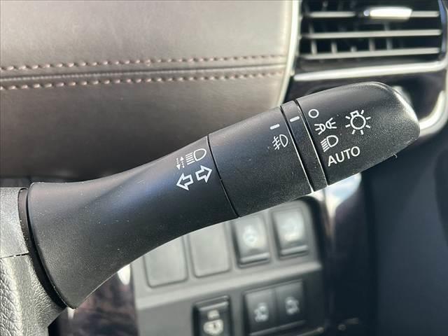 セレナ 　後期　禁煙　純１０インチナビ　プロパイロット　フリップダウン　アラウンドビューモニター　両電スラ　リアオートエアコン　シートヒータ　Ａライト　ステリモ　レーダークルーズ　ＬＥＤ　ＳＲＳエアバッグ（28枚目）