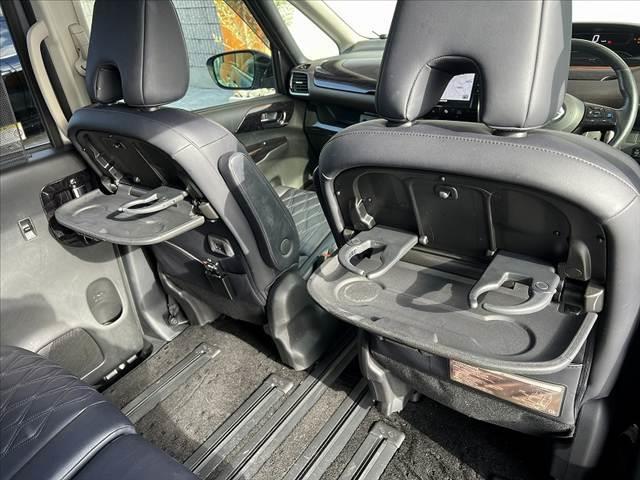 セレナ 　後期　禁煙　純１０インチナビ　プロパイロット　フリップダウン　アラウンドビューモニター　両電スラ　リアオートエアコン　シートヒータ　Ａライト　ステリモ　レーダークルーズ　ＬＥＤ　ＳＲＳエアバッグ（31枚目）