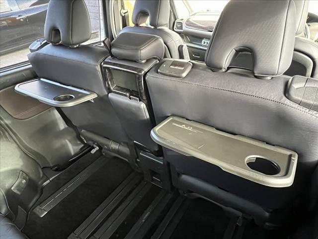 セレナ 　後期　禁煙　純１０インチナビ　プロパイロット　フリップダウン　アラウンドビューモニター　両電スラ　リアオートエアコン　シートヒータ　Ａライト　ステリモ　レーダークルーズ　ＬＥＤ　ＳＲＳエアバッグ（32枚目）