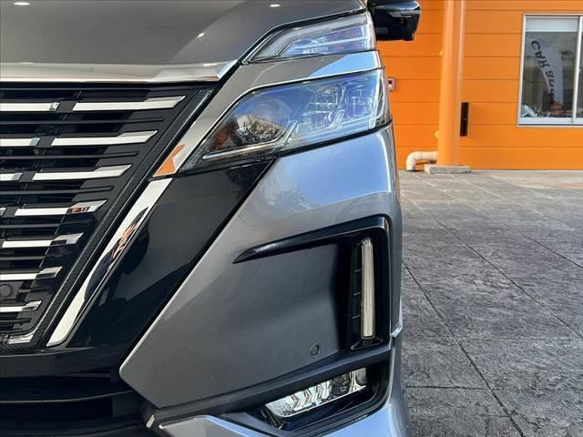 セレナ 　後期　禁煙　純１０インチナビ　プロパイロット　フリップダウン　アラウンドビューモニター　両電スラ　リアオートエアコン　シートヒータ　Ａライト　ステリモ　レーダークルーズ　ＬＥＤ　ＳＲＳエアバッグ（39枚目）