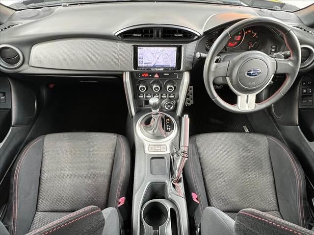 ＢＲＺ Ｓ　禁煙　ナビ　クルコン　Ｂモニ　ＤＶＤ　ＢＴオーディオ　ＨＩＤヘッドランプ　フォグ　スマートキー　Ｐスタート　ＥＴＣ　純１７ＡＷ　レザーステア　オートライト　横滑り防止　ＳＰＯＲＴ／ＳＮＯＷ（2枚目）