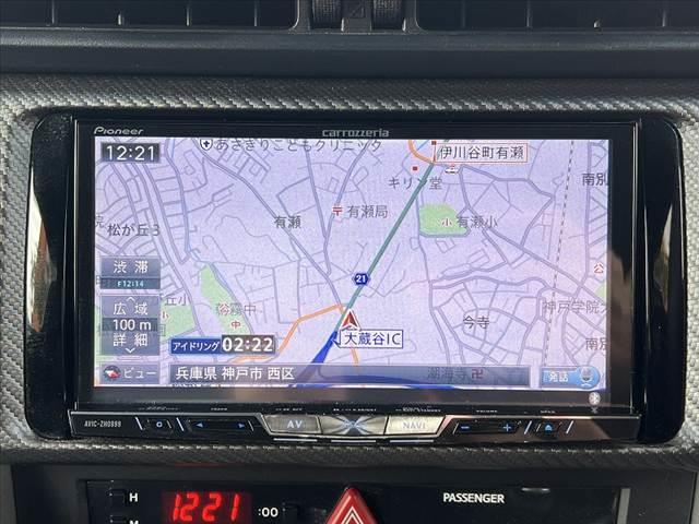 ＢＲＺ Ｓ　禁煙　ナビ　クルコン　Ｂモニ　ＤＶＤ　ＢＴオーディオ　ＨＩＤヘッドランプ　フォグ　スマートキー　Ｐスタート　ＥＴＣ　純１７ＡＷ　レザーステア　オートライト　横滑り防止　ＳＰＯＲＴ／ＳＮＯＷ（3枚目）