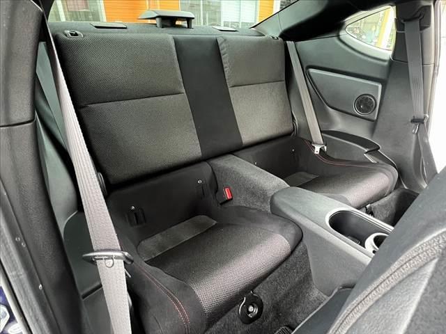 ＢＲＺ Ｓ　禁煙　ナビ　クルコン　Ｂモニ　ＤＶＤ　ＢＴオーディオ　ＨＩＤヘッドランプ　フォグ　スマートキー　Ｐスタート　ＥＴＣ　純１７ＡＷ　レザーステア　オートライト　横滑り防止　ＳＰＯＲＴ／ＳＮＯＷ（18枚目）