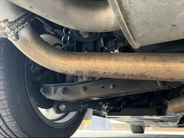 ＢＲＺ Ｓ　禁煙　ナビ　クルコン　Ｂモニ　ＤＶＤ　ＢＴオーディオ　ＨＩＤヘッドランプ　フォグ　スマートキー　Ｐスタート　ＥＴＣ　純１７ＡＷ　レザーステア　オートライト　横滑り防止　ＳＰＯＲＴ／ＳＮＯＷ（48枚目）