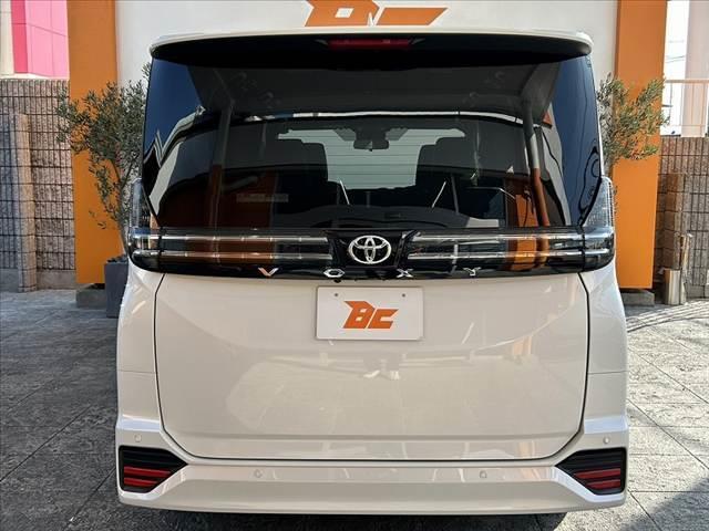 ヴォクシー Ｓ－Ｚ　禁煙　ディスプレイオーディオプラス　パノラミックビューＭ　セーフティセンス　１０．５型ナビ　両電スラ　３眼ＬＥＤ　ＡＣＣ　ＤＶＤ再生　シートヒーター　シートリフター　Ｐサポート　リアエアコン　Ｐスタ（14枚目）