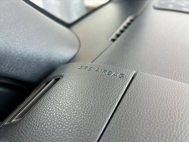 ヴォクシー Ｓ－Ｚ　禁煙　ディスプレイオーディオプラス　パノラミックビューＭ　セーフティセンス　１０．５型ナビ　両電スラ　３眼ＬＥＤ　ＡＣＣ　ＤＶＤ再生　シートヒーター　シートリフター　Ｐサポート　リアエアコン　Ｐスタ（26枚目）