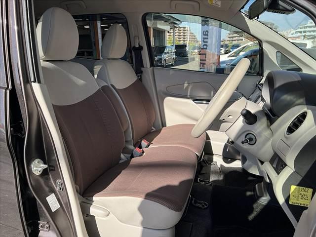 eKワゴン E e-アシスト 後期 禁煙 車検整備付 ナビ Bモニ キーレス シートヒーター ABS SRSエアバッグ 地デジ ACソケット ISOFIX ヘッドライトレベライザー 集中ドアロック ドアバイザー バニティミラー(16枚目)