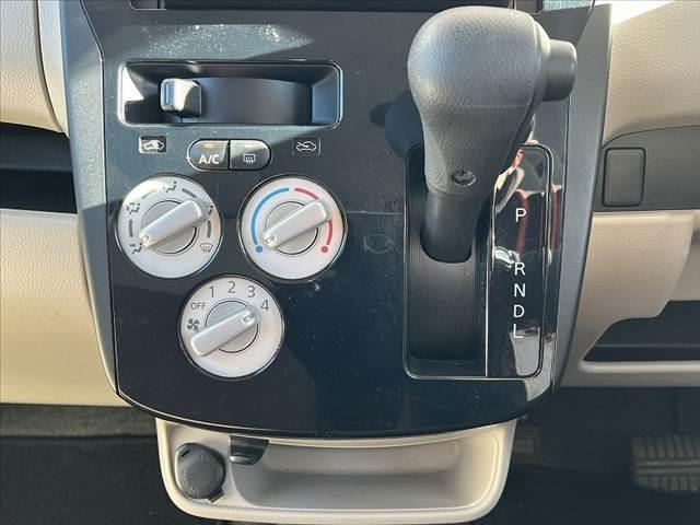 eKワゴン E e-アシスト 後期 禁煙 車検整備付 ナビ Bモニ キーレス シートヒーター ABS SRSエアバッグ 地デジ ACソケット ISOFIX ヘッドライトレベライザー 集中ドアロック ドアバイザー バニティミラー(24枚目)