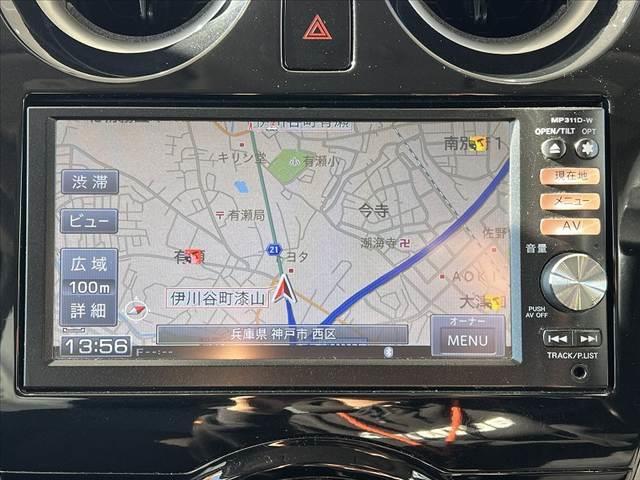 ノート メダリスト　エマージェンシーブレーキパッケージ　禁煙　車検整備付　全方位モニタ　ナビ　フルセグ　ＢＴオーディオ　ＥＴＣ　スマートキ　Ｐスタート　横滑防止　コーナーセンサー　ＬＥＤ　フォグ　ＥＣＯモード　アイドリングストップ　レーンキープ　エマブレ（3枚目）