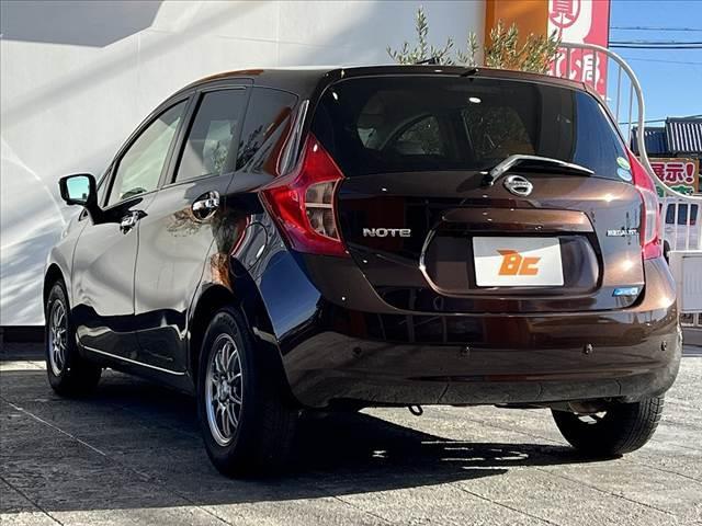 ノート メダリスト　エマージェンシーブレーキパッケージ　禁煙　車検整備付　全方位モニタ　ナビ　フルセグ　ＢＴオーディオ　ＥＴＣ　スマートキ　Ｐスタート　横滑防止　コーナーセンサー　ＬＥＤ　フォグ　ＥＣＯモード　アイドリングストップ　レーンキープ　エマブレ（13枚目）