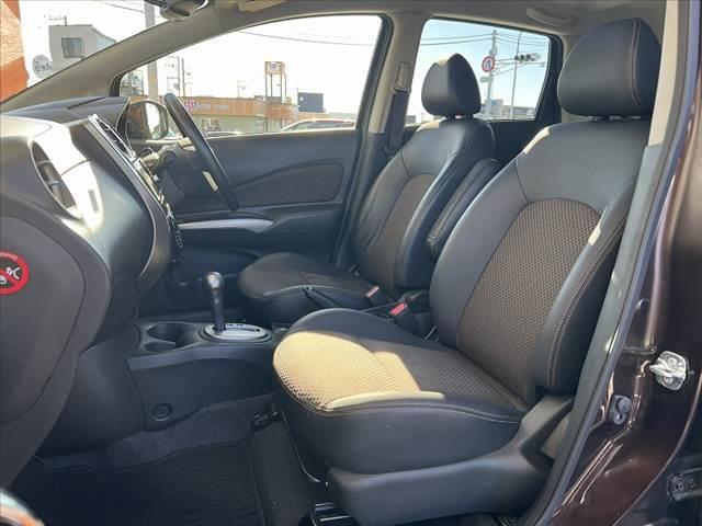 ノート メダリスト　エマージェンシーブレーキパッケージ　禁煙　車検整備付　全方位モニタ　ナビ　フルセグ　ＢＴオーディオ　ＥＴＣ　スマートキ　Ｐスタート　横滑防止　コーナーセンサー　ＬＥＤ　フォグ　ＥＣＯモード　アイドリングストップ　レーンキープ　エマブレ（17枚目）