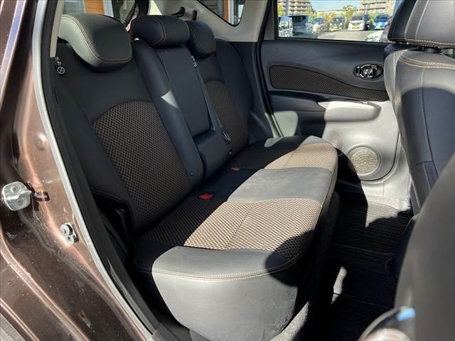 ノート メダリスト　エマージェンシーブレーキパッケージ　禁煙　車検整備付　全方位モニタ　ナビ　フルセグ　ＢＴオーディオ　ＥＴＣ　スマートキ　Ｐスタート　横滑防止　コーナーセンサー　ＬＥＤ　フォグ　ＥＣＯモード　アイドリングストップ　レーンキープ　エマブレ（18枚目）
