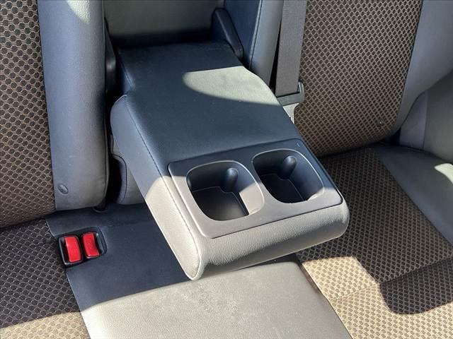 ノート メダリスト　エマージェンシーブレーキパッケージ　禁煙　車検整備付　全方位モニタ　ナビ　フルセグ　ＢＴオーディオ　ＥＴＣ　スマートキ　Ｐスタート　横滑防止　コーナーセンサー　ＬＥＤ　フォグ　ＥＣＯモード　アイドリングストップ　レーンキープ　エマブレ（32枚目）