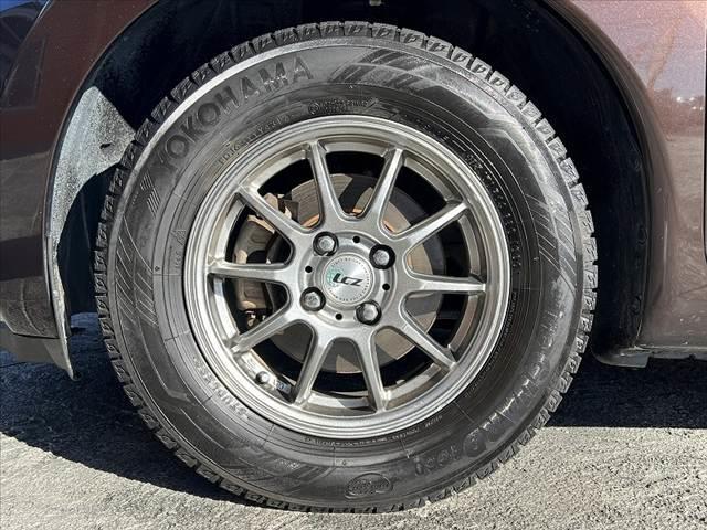 ノート メダリスト　エマージェンシーブレーキパッケージ　禁煙　車検整備付　全方位モニタ　ナビ　フルセグ　ＢＴオーディオ　ＥＴＣ　スマートキ　Ｐスタート　横滑防止　コーナーセンサー　ＬＥＤ　フォグ　ＥＣＯモード　アイドリングストップ　レーンキープ　エマブレ（43枚目）