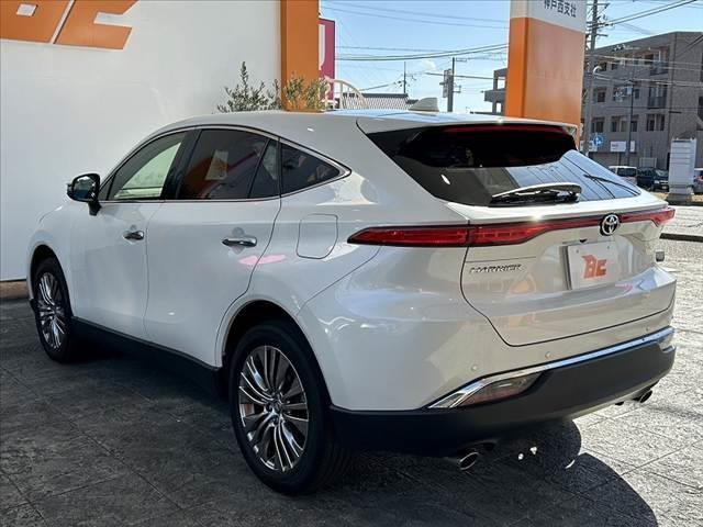 ハリアー Ｚ　禁煙　車検整備付　調光パノラマルーフ　全方位モニタ　ＪＢＬ　セーフティセンス　ＢＳＭ　１２．３型ナビ　ＥＴＣ　デジタルミラー　ＬＥＤ　純１９インチＡＷ　ＨＵＤ　クルコン　レーンキープ　フルセグ（13枚目）