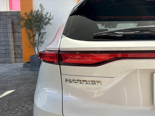 ハリアー Ｚ　禁煙　車検整備付　調光パノラマルーフ　全方位モニタ　ＪＢＬ　セーフティセンス　ＢＳＭ　１２．３型ナビ　ＥＴＣ　デジタルミラー　ＬＥＤ　純１９インチＡＷ　ＨＵＤ　クルコン　レーンキープ　フルセグ（40枚目）