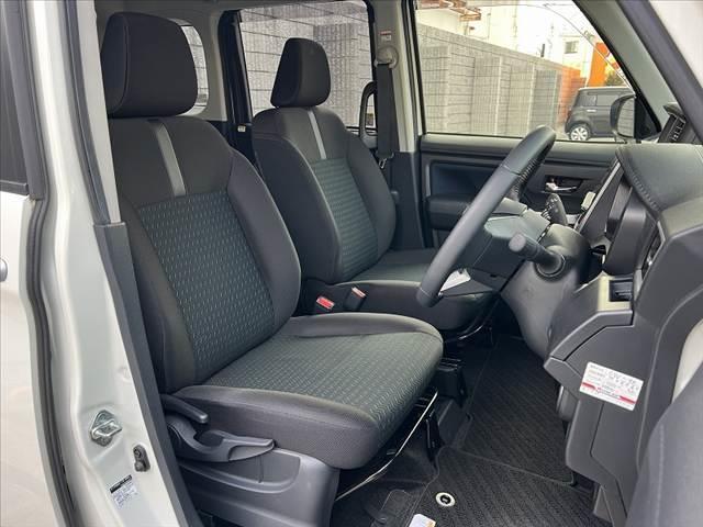 トール カスタムG 後期 禁煙 車検整備付 9インチナビ スマートアシスト シートヒーター Bモニター 両電スラ フルセグ ETC ステリモ BT レーダークルーズ 電子パーキング Aライト Aストップ 後席テーブル(16枚目)