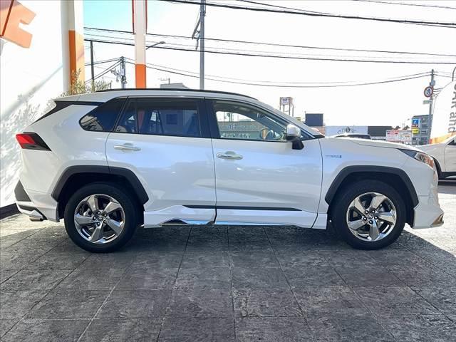 ナビゲーションやＥＴＣなどのパーツ取り付けのお見積りもお気軽にご相談ください。