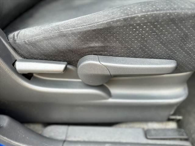 ワゴンＲ リミテッド　車検整備付　バックモニター　ＣＤオーディオ　オートライト　ＥＴＣ　ＡＢＳ　ＨＩＤヘッドライト　シートリフター　バイザー　純正１４インチＡＷプッシュスター　スマートキー　ＳＲＳエアバッグ（29枚目）