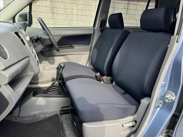 ワゴンＲ ＦＸ　５速ＭＴ　禁煙　車検整備付　ＣＤオーディオ　ＡＢＳ　リモコンキー　イモビライザー　セキュリティーアラーム　ピラーアンテナ　ヘッドライトレベライザー　１２Ｖ／１２０Ｗシガーソケット　プライバシーガラス（17枚目）