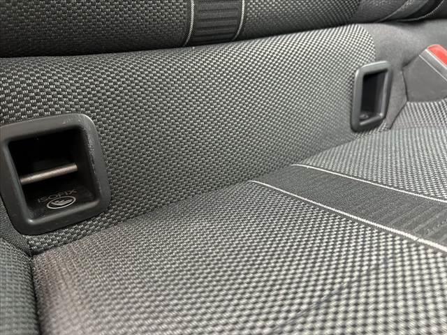 ポロ ＴＳＩハイライン　禁煙　車検整備付　純正８型ナビ　フルセグ　ＢＳＭ　ＬＥＤ　Ｐアシスト　Ｐセンサー　ＤＶＤ再生　ＢＴ　ＥＴＣ２．０　パドルシフト　Ｐスタート　Ａライト　Ａストップ　アダプティブクルコン　フォグランプ（33枚目）