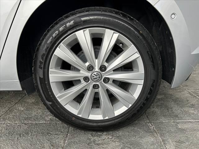 ポロ ＴＳＩハイライン　禁煙　車検整備付　純正８型ナビ　フルセグ　ＢＳＭ　ＬＥＤ　Ｐアシスト　Ｐセンサー　ＤＶＤ再生　ＢＴ　ＥＴＣ２．０　パドルシフト　Ｐスタート　Ａライト　Ａストップ　アダプティブクルコン　フォグランプ（46枚目）