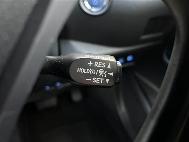 Ｃ－ＨＲ Ｇ　モード　ネロ　セーフティプラスＩＩＩ　禁煙　後期　８型ＤＡ　ナビ　パノラミックビュ　ＥＴＣ　ＢＴ　セーフティセンス　ＢＳＭ　ＬＥＤヘッド　シートヒーター　コンビシート　１８インチＡＷ　スマートキー　Ｐスタート　革巻きステア　Ａライト（6枚目）