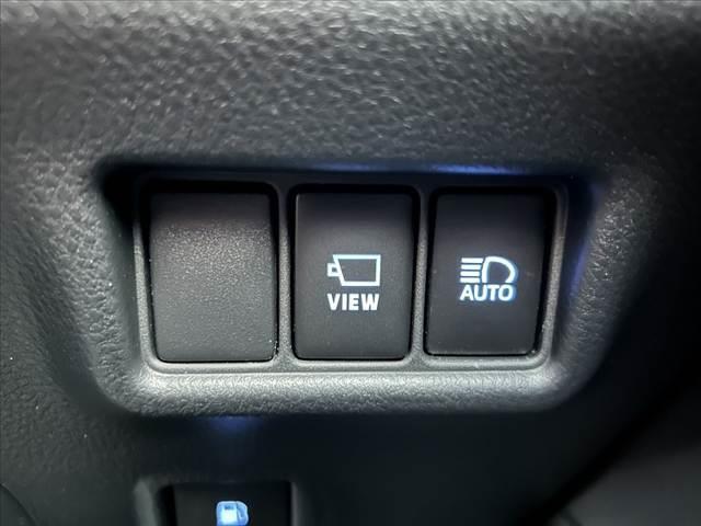 Ｃ－ＨＲ Ｇ　モード　ネロ　セーフティプラスＩＩＩ　禁煙　後期　８型ＤＡ　ナビ　パノラミックビュ　ＥＴＣ　ＢＴ　セーフティセンス　ＢＳＭ　ＬＥＤヘッド　シートヒーター　コンビシート　１８インチＡＷ　スマートキー　Ｐスタート　革巻きステア　Ａライト（30枚目）