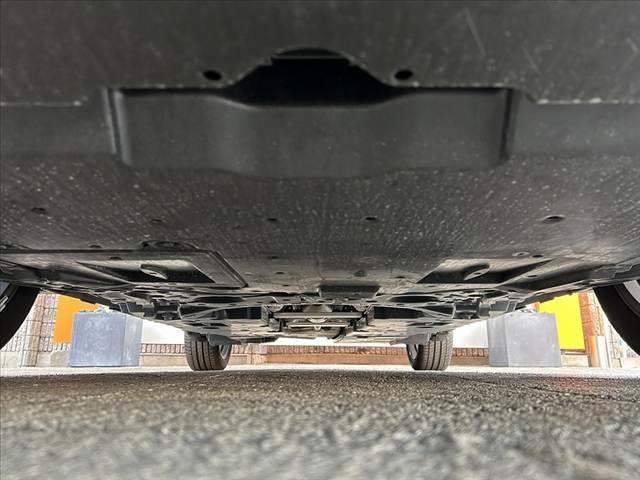 Ｃ－ＨＲ Ｇ　モード　ネロ　セーフティプラスＩＩＩ　禁煙　後期　８型ＤＡ　ナビ　パノラミックビュ　ＥＴＣ　ＢＴ　セーフティセンス　ＢＳＭ　ＬＥＤヘッド　シートヒーター　コンビシート　１８インチＡＷ　スマートキー　Ｐスタート　革巻きステア　Ａライト（48枚目）