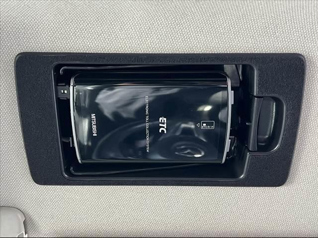 ＣＸ－５ ２０Ｓ　禁煙　純正ナビ　ＨＩＤヘッド　クルコン　ＲＶＭ　Ａライト　スマートシティブレーキ　Ｂモニタ　フルセグ　ＥＴＣ　ＢＴ　ステリモ　ＤＶＤ　フォグ　Ａストップ　革巻きステア　ＡＢＳ　１８インチＡＷ（29枚目）