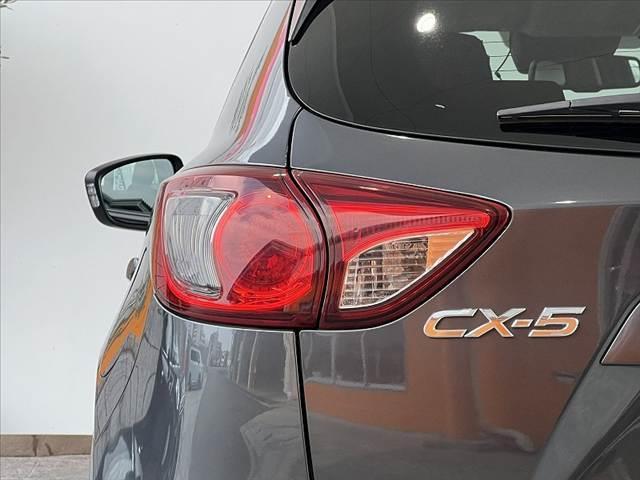 ＣＸ－５ ２０Ｓ　禁煙　純正ナビ　ＨＩＤヘッド　クルコン　ＲＶＭ　Ａライト　スマートシティブレーキ　Ｂモニタ　フルセグ　ＥＴＣ　ＢＴ　ステリモ　ＤＶＤ　フォグ　Ａストップ　革巻きステア　ＡＢＳ　１８インチＡＷ（36枚目）