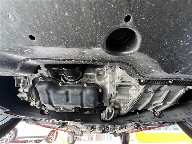 ヤリス Z 禁煙 2トーンカラー 純8インチDA BSM パノラミックビュー 純16インチAW セーフティセンス ETC シ-トヒーター LED Aライト オートハイビーム ヘッドライトレベライザ SRSエア(47枚目)