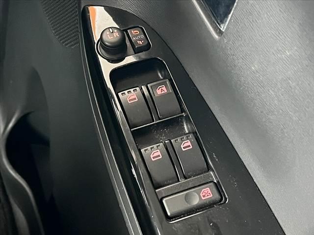 タント カスタムRS SAII 後期 禁煙 ターボ 純正ナビ フルセグ Bモニ 両電スラ LED DVD再生 スマートキー Pスタート Aライト Aストップ ETC BT ステリモ フォグランプ HDMI・USB端子 革巻きステア(29枚目)