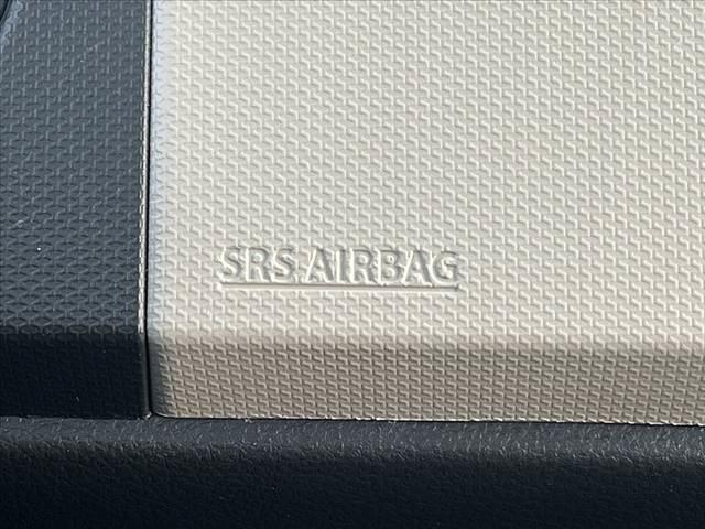 アルト F 禁煙 後期 キーレス 純正オーディオ ABS セキュリティ パワステ 前席PW 横滑り防止 SRSエアバッグ バイザー リアガラス熱線 ISOFIX 集中ドアロック レベライザー ACソケット(7枚目)